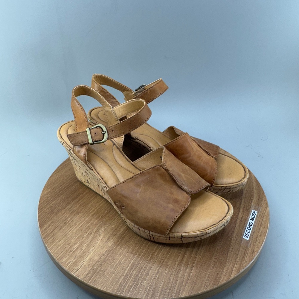 Born Leather Cork Wedge Sandals Womens 8M Tan Boho Coastal Comfort Ankle Strap